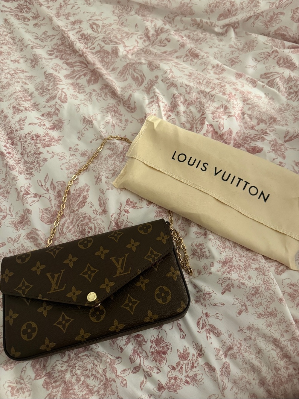 Brown Monogram Chain Wallet - Picture 4 of 4